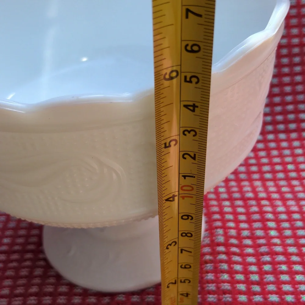 VINTAGE MCM E.O. BRODY CO M6000 WHITE MILK GLASS COMPOTE PEDESTAL CANDY …